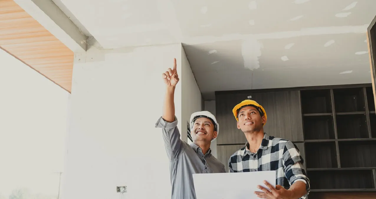 remodeling contractors working on Chicago home